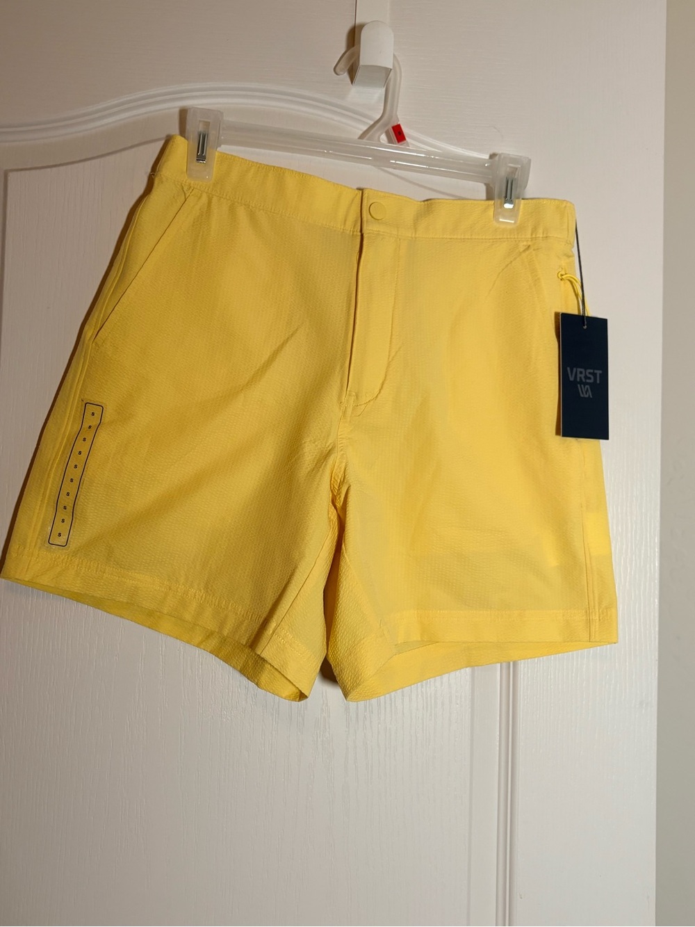 VRST Men's 6" Resort Shorts - Yellow Seersucker - Size S
